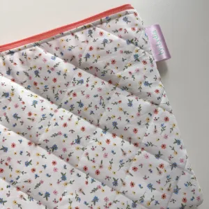13" Laptop Pouch - White Florals