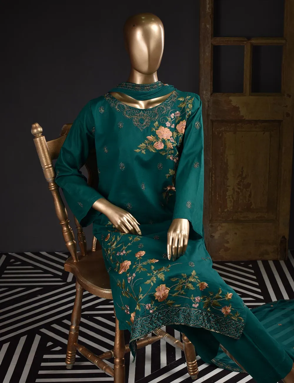 3 Pc Unstitched Embroidered Lawn Dress with Chiffon Embroidered Dupatta - Budapest (ZEB-1B)