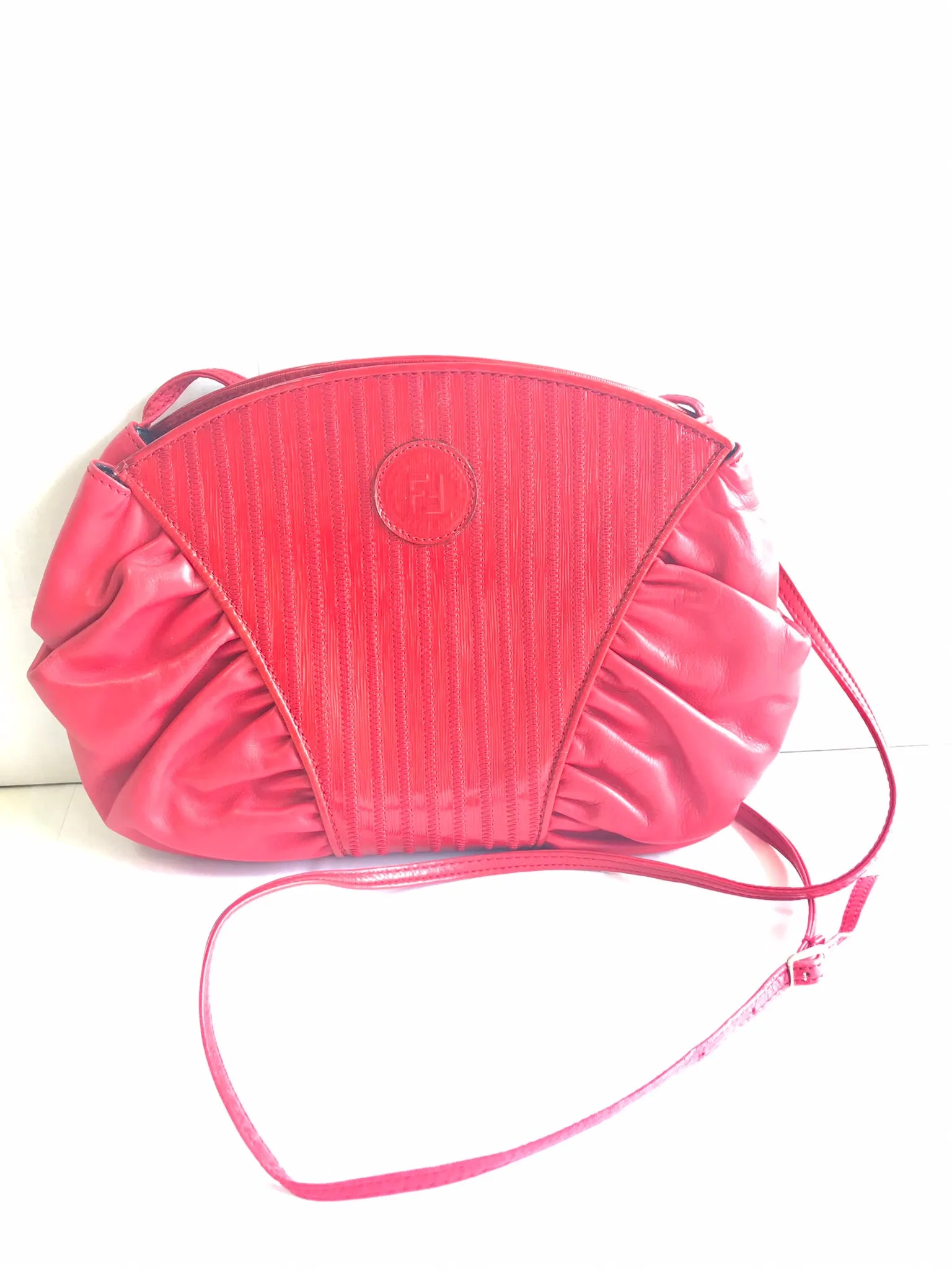 80's vintage FENDI red patent enamel and nappa leather oval round shape shoulder purse. Can be a clutch, pouch bag as well