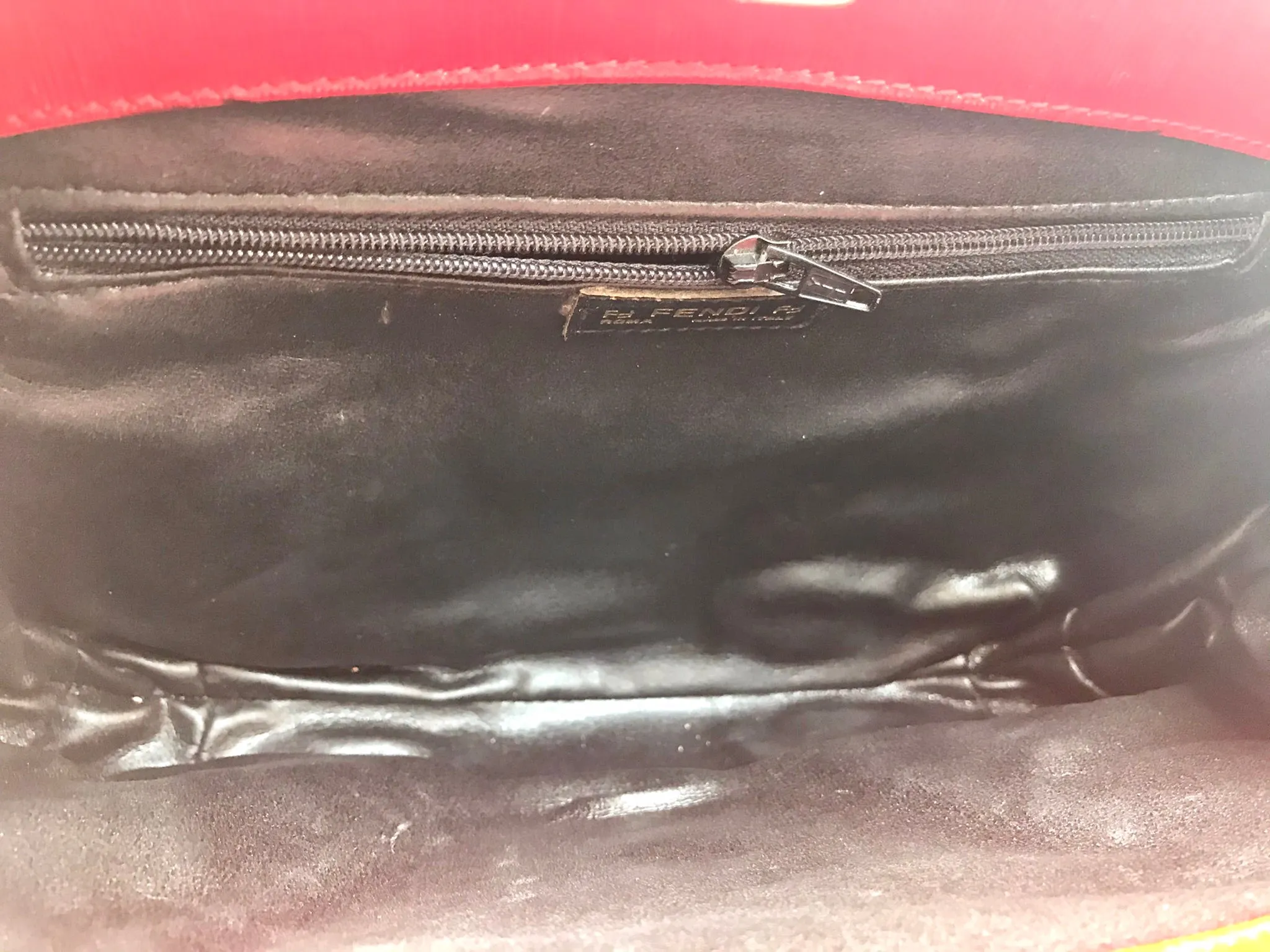 80's vintage FENDI red patent enamel and nappa leather oval round shape shoulder purse. Can be a clutch, pouch bag as well