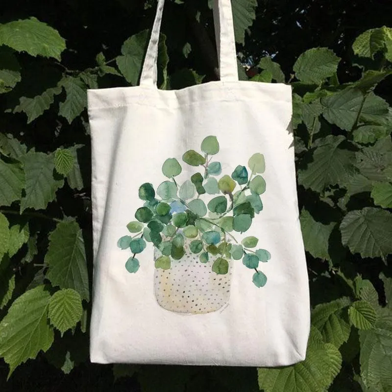 A BASKET OF LEAVES CANVAS BAG