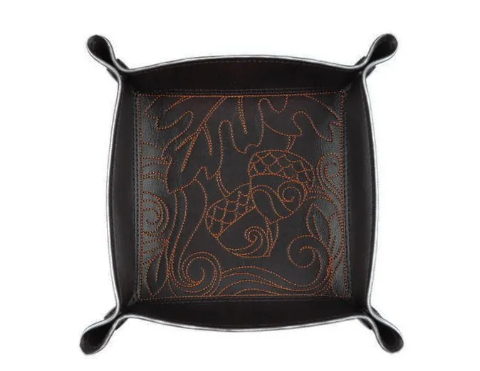 Acorn dice tray