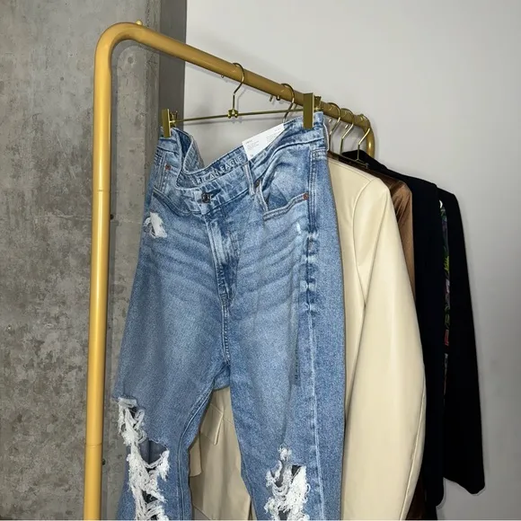 American Eagle AE 16 Blue Stretch Curvy Super High-Waisted Baggy Straight Jean