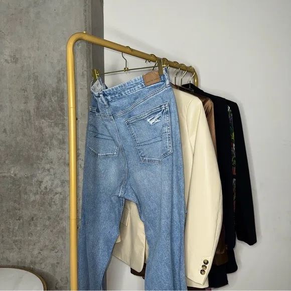 American Eagle AE 16 Blue Stretch Curvy Super High-Waisted Baggy Straight Jean