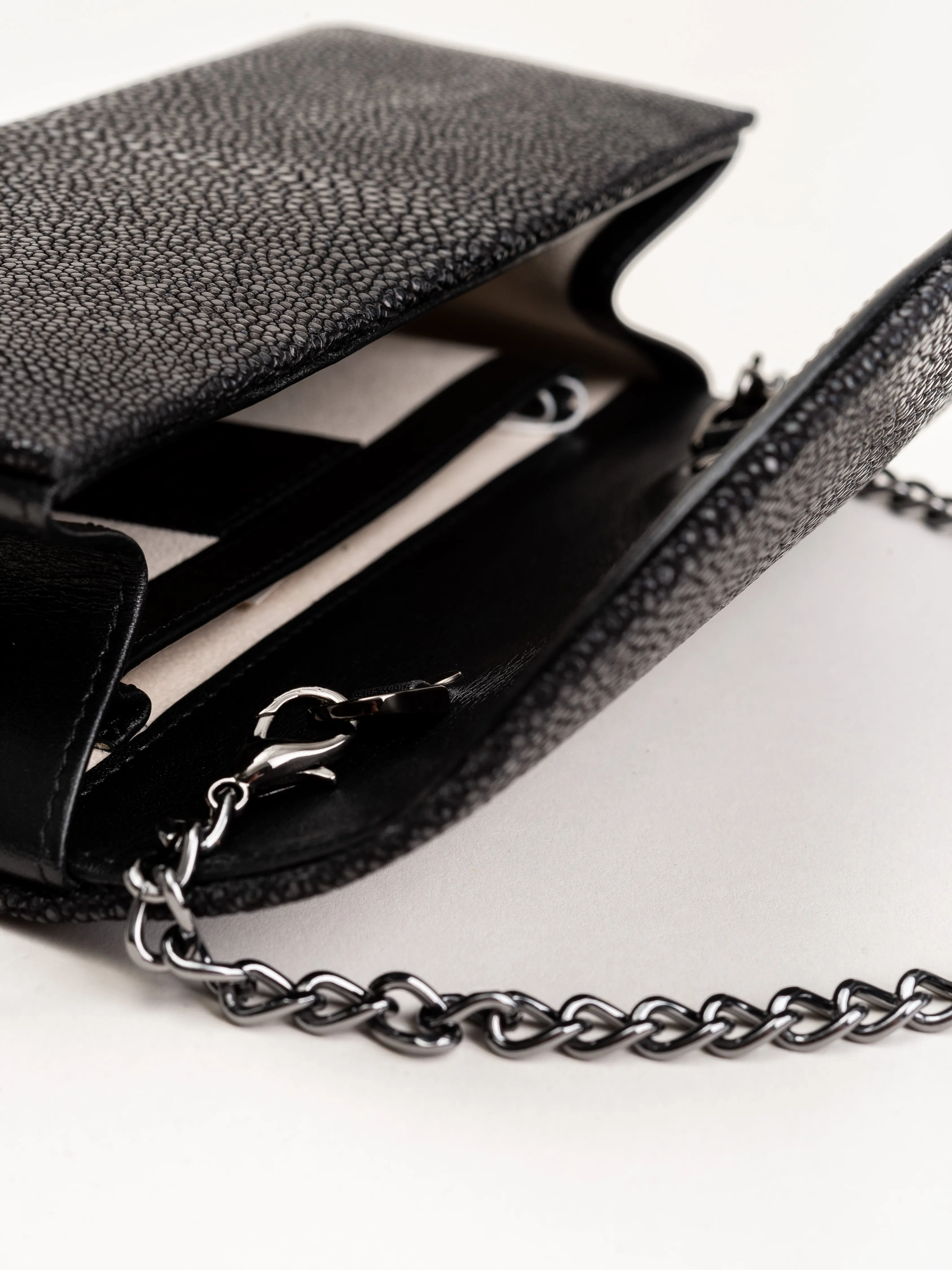 baby grande stingray clutch - black
