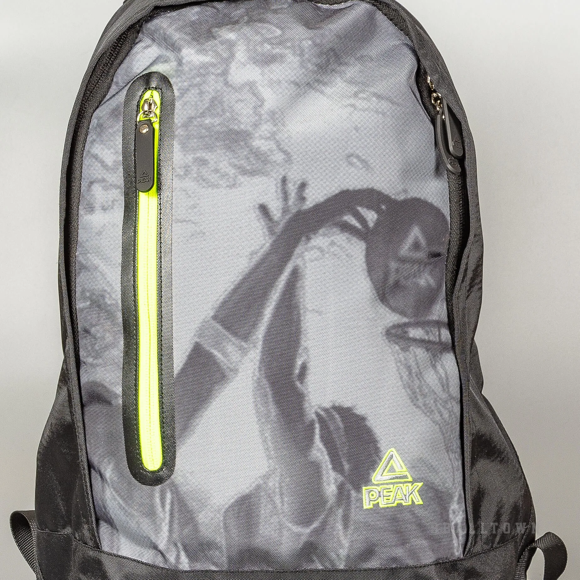 Batoh PEAK B162030 Backpack čierny