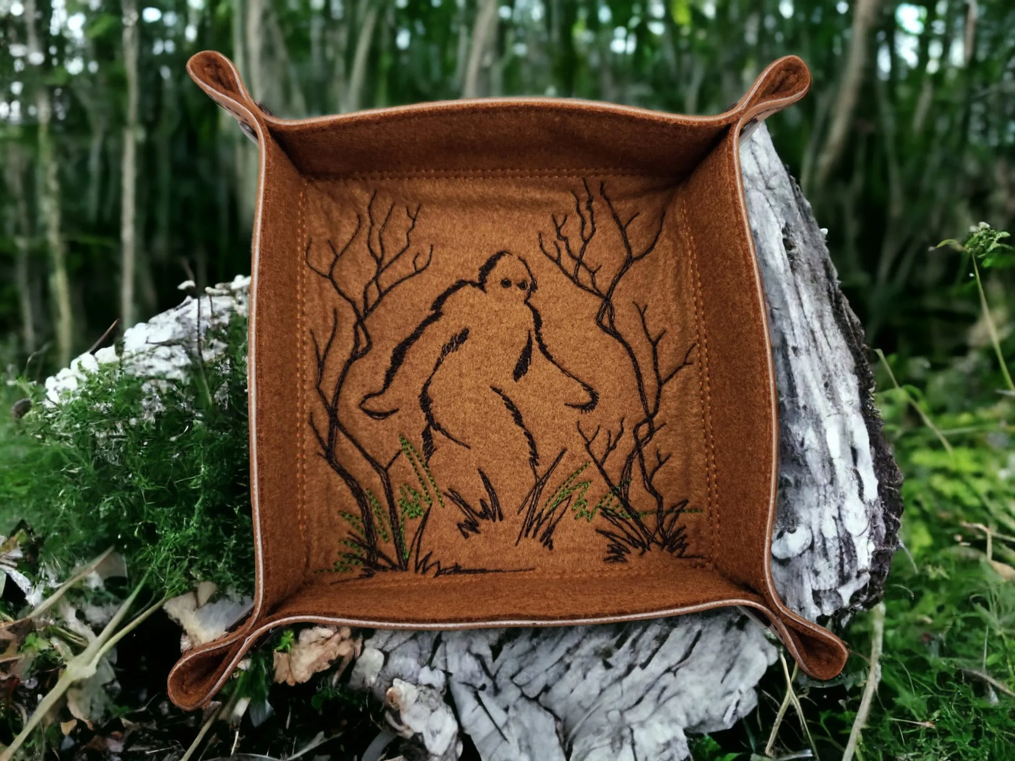 Bigfoot dice tray