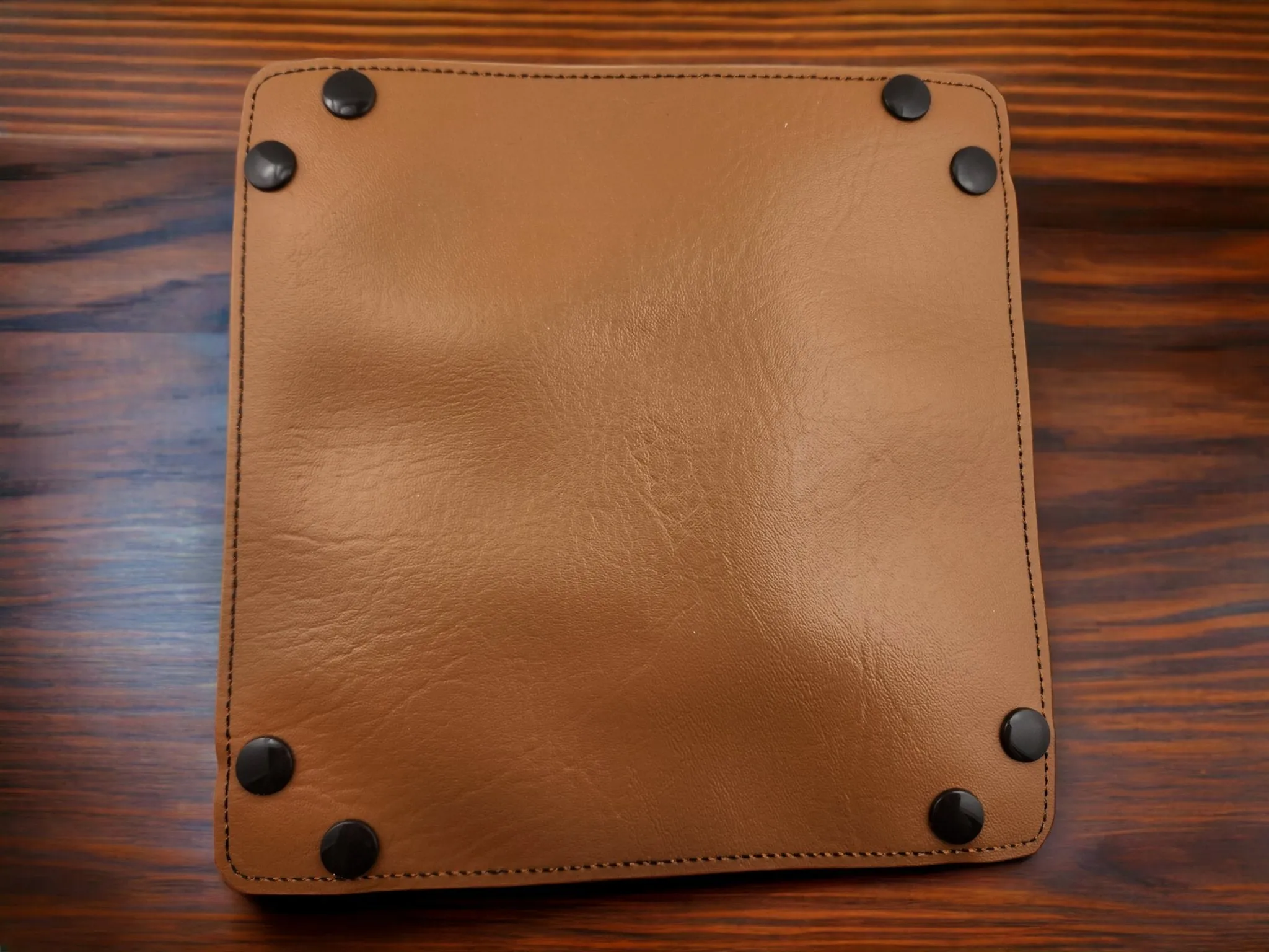 Bigfoot dice tray
