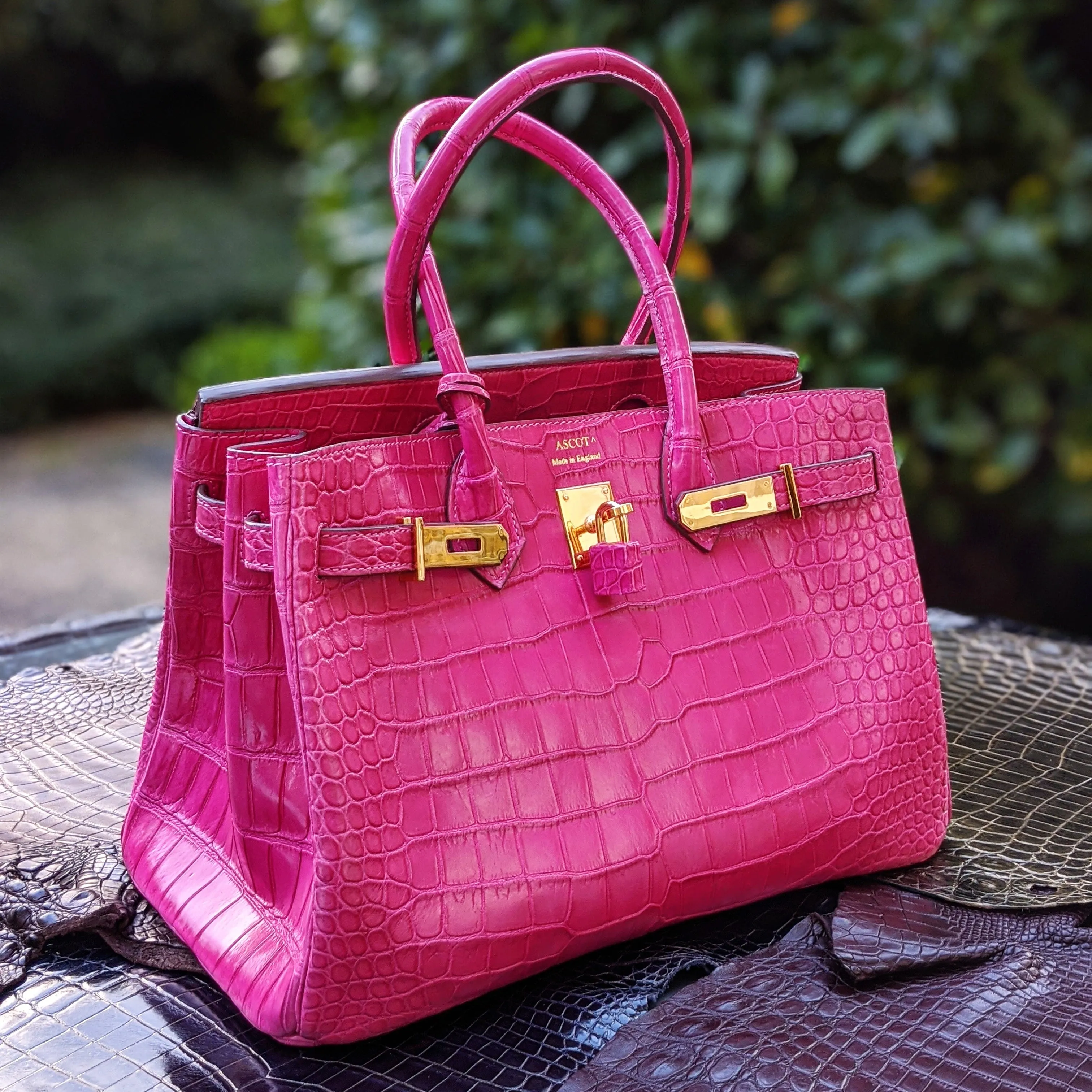 Birkin Travel Bag - Pink Crocodile