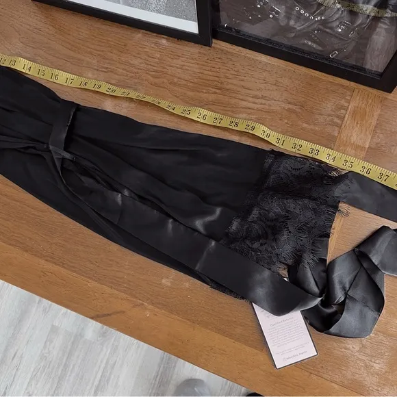 BLACK LACE TRIM DAINTY ROBE #0336
