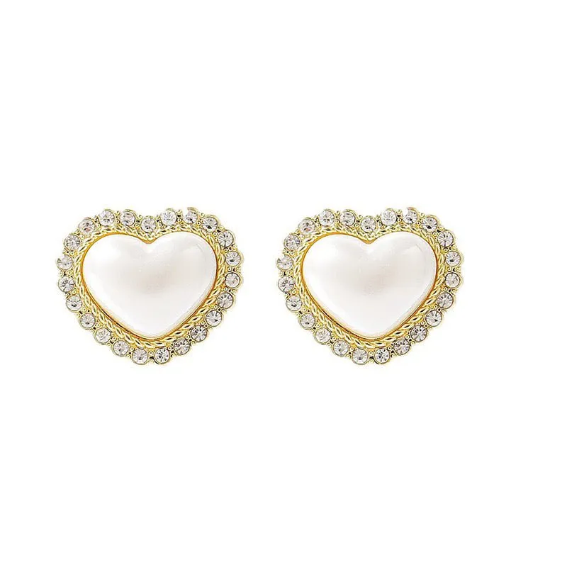 Bless Your Pearl Heart Studs