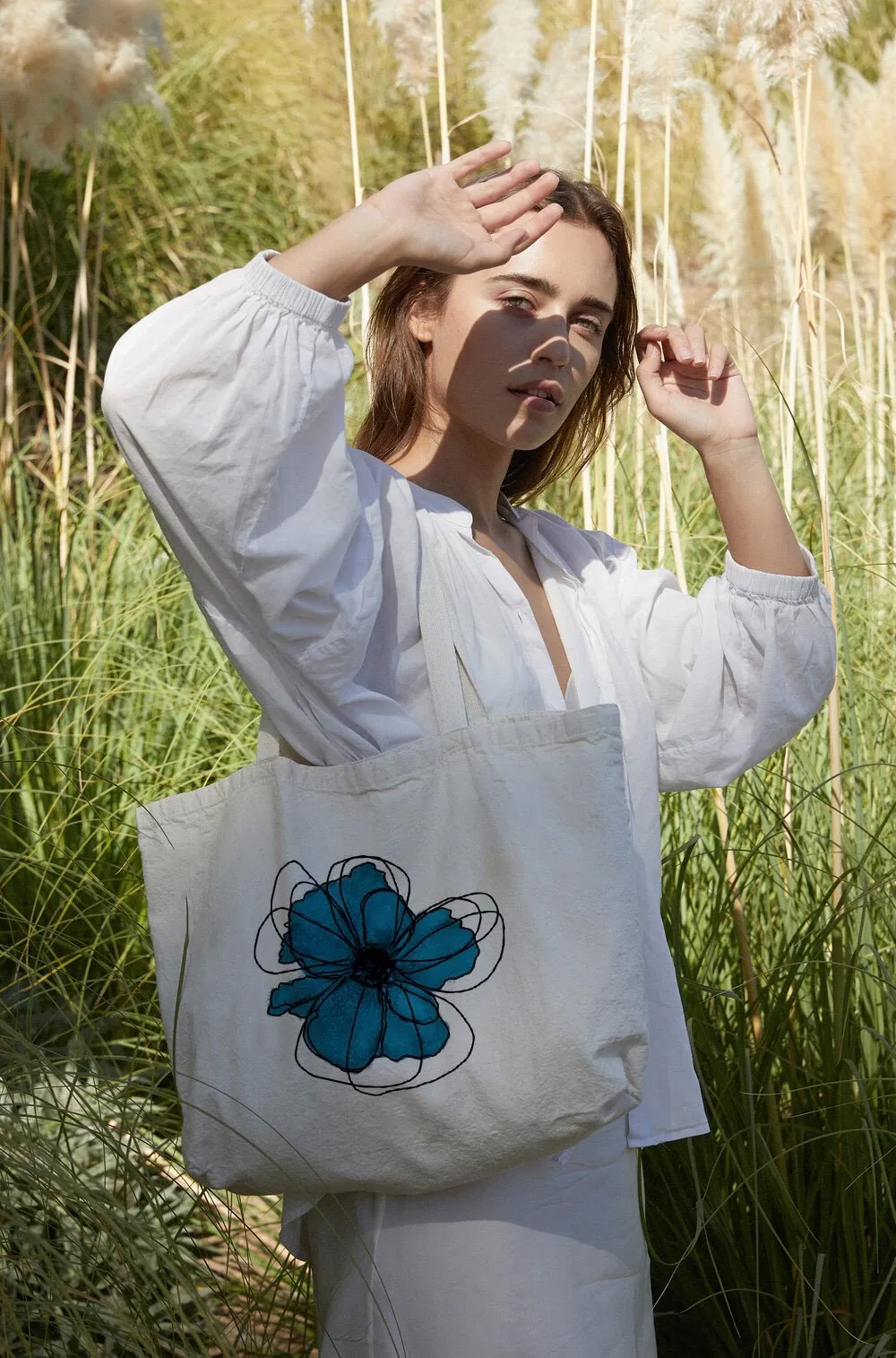 BLUE NARCISSUS CANVAS BAG