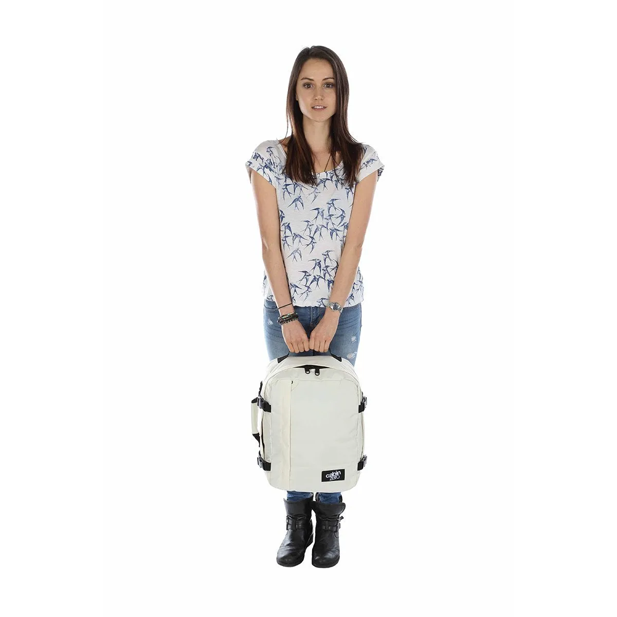 CabinZero Classic 28L (Cabin White)