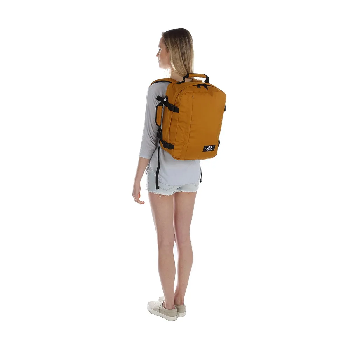 CabinZero Classic 28L (Orange Chill)