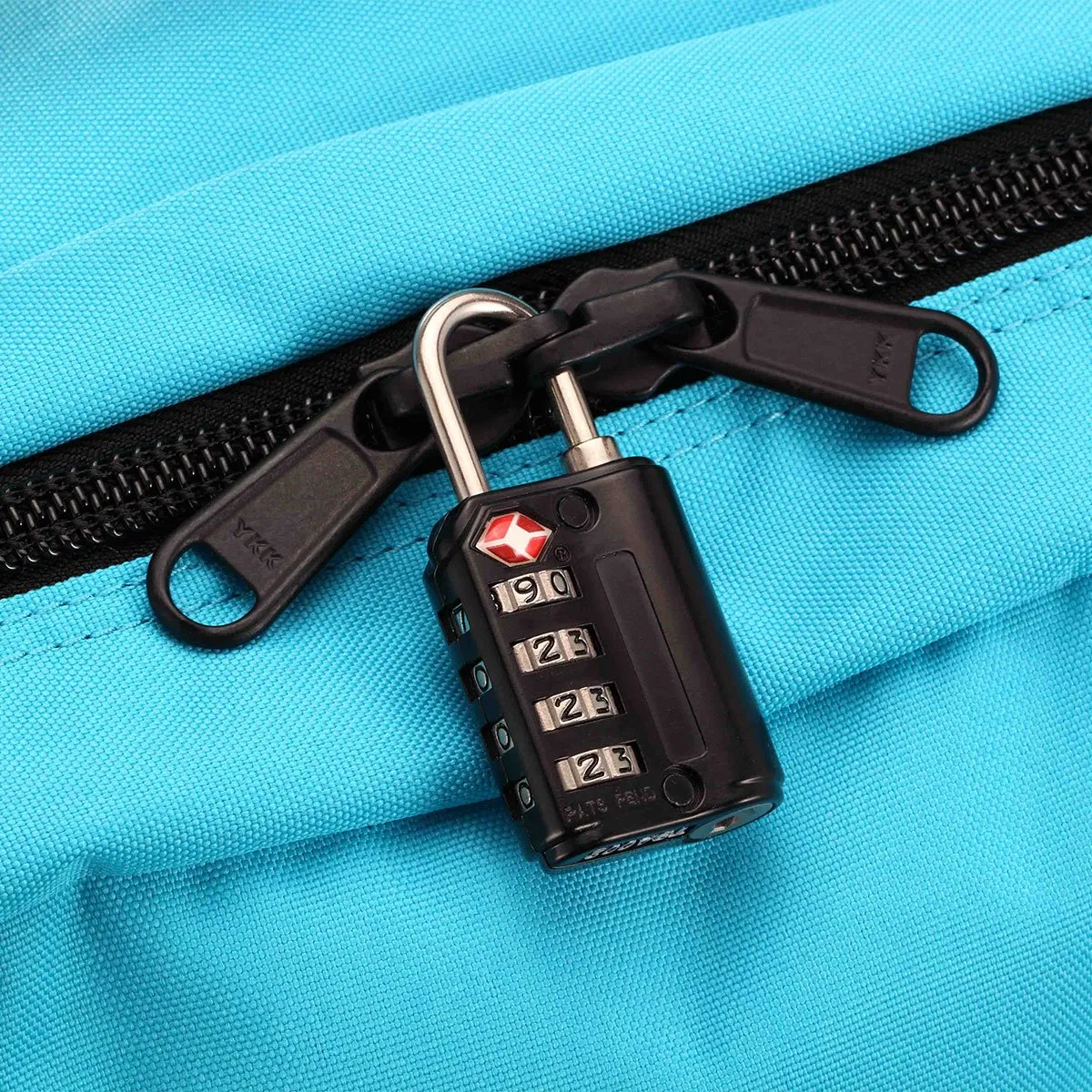CabinZero Classic 28L (Samui Blue)