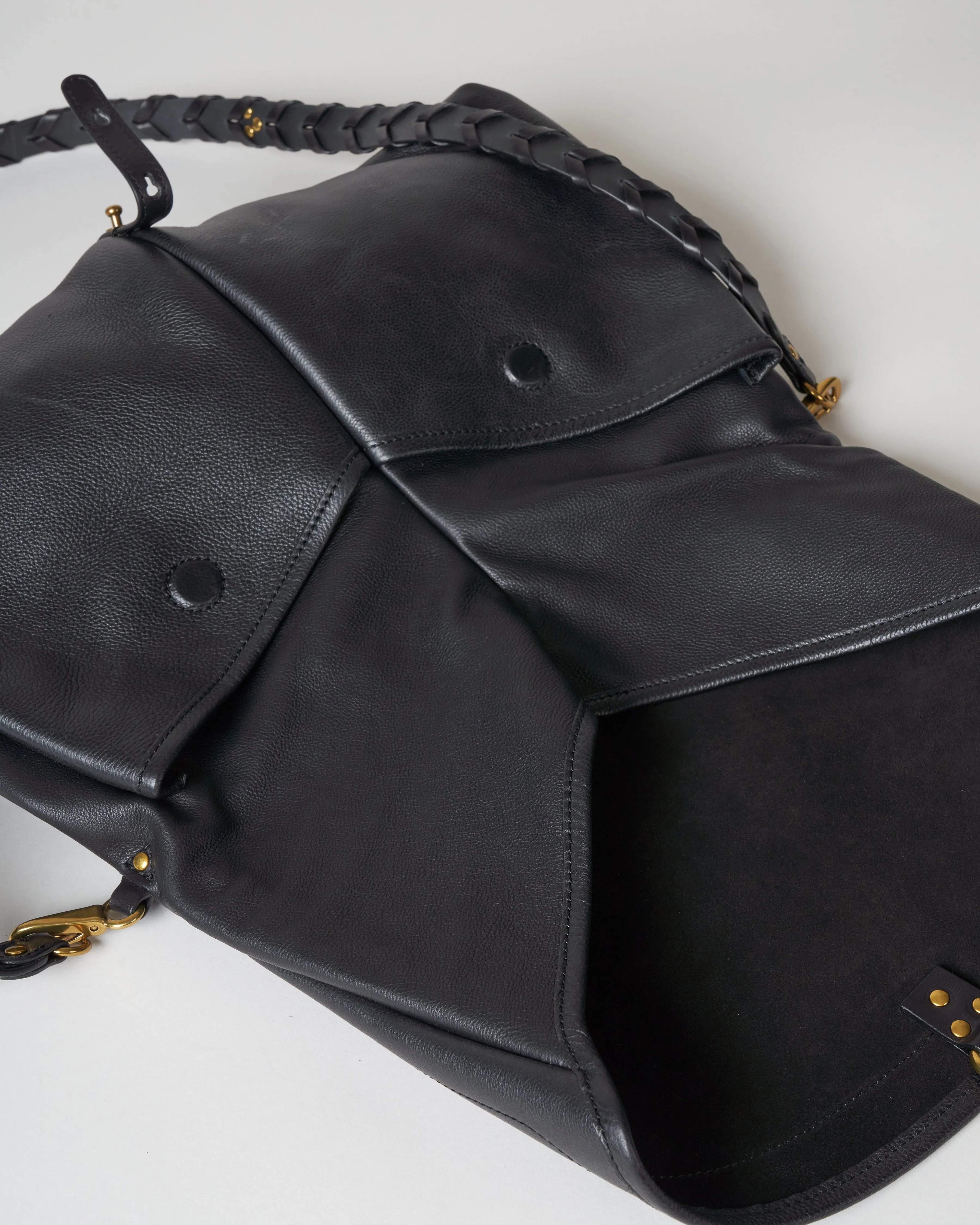 calfskin shoulder bag - noir/brass