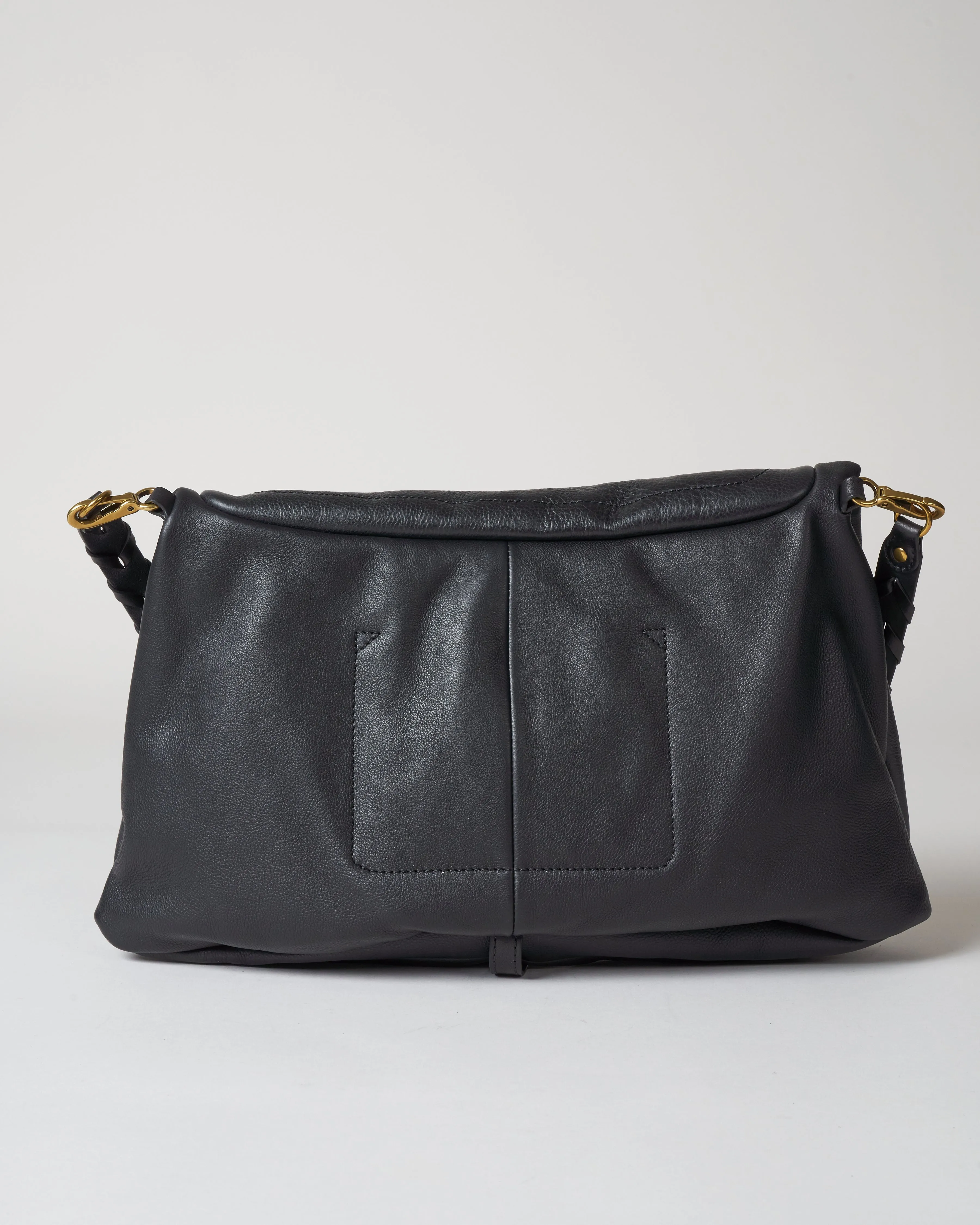 calfskin shoulder bag - noir/brass