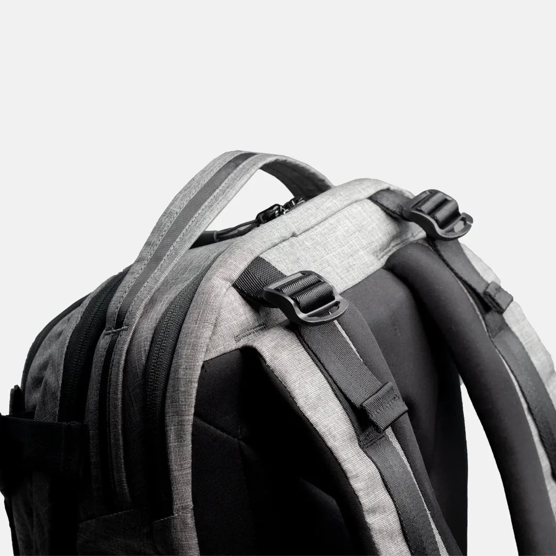 Carbonado Commuter 25 (Dark Grey)