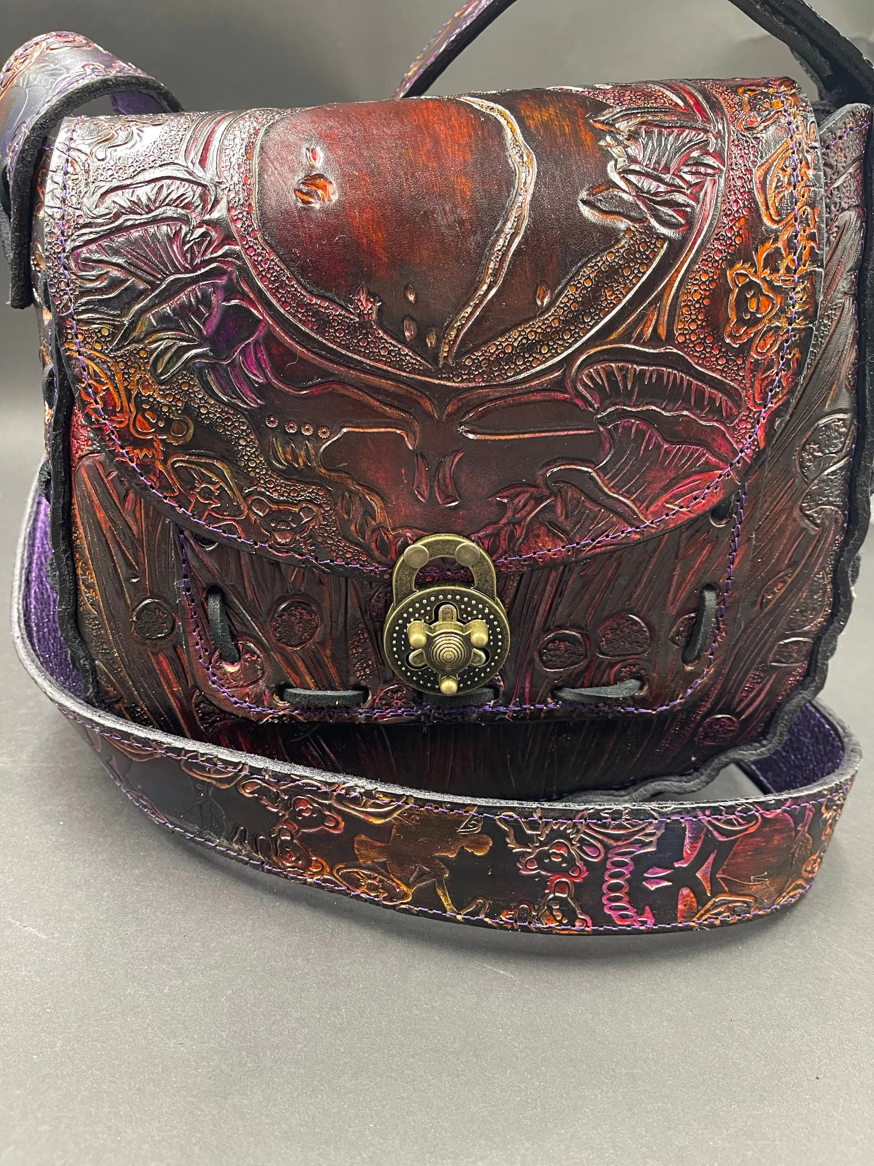 Carved Leather Purse Large Round - Miscellaneous Designs