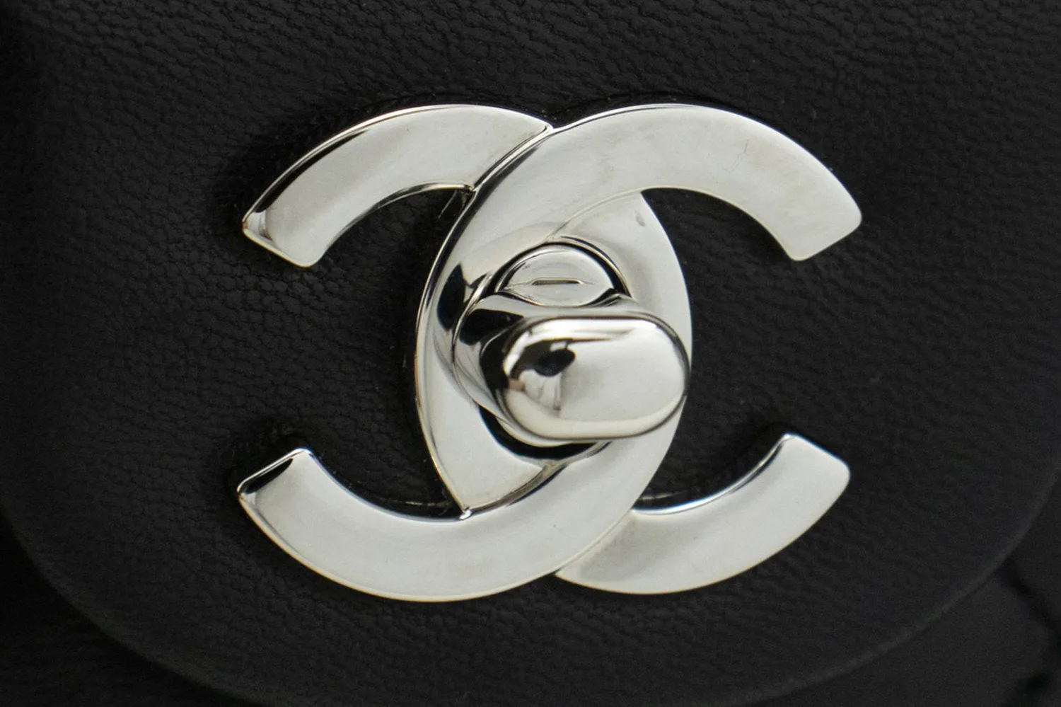 CHANEL Classic Double Flap 10" Silver Chain Shoulder Bag Black Lam n65