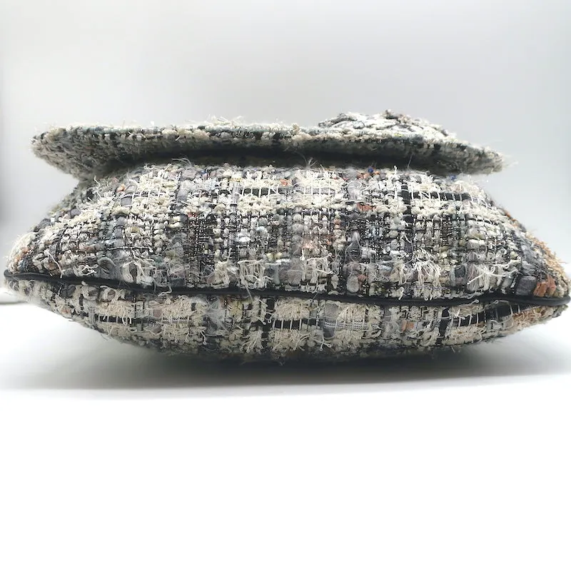 Chanel Tweed Camellia Large Messenger Bag Gray/Black