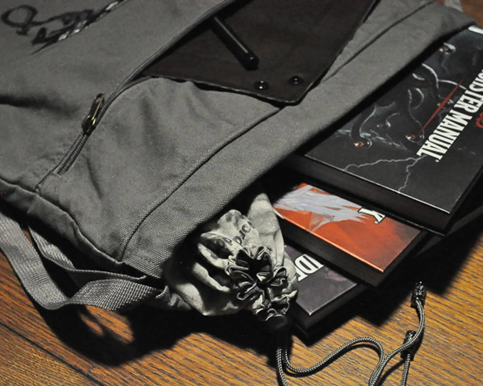 Cinch Bag with Stag