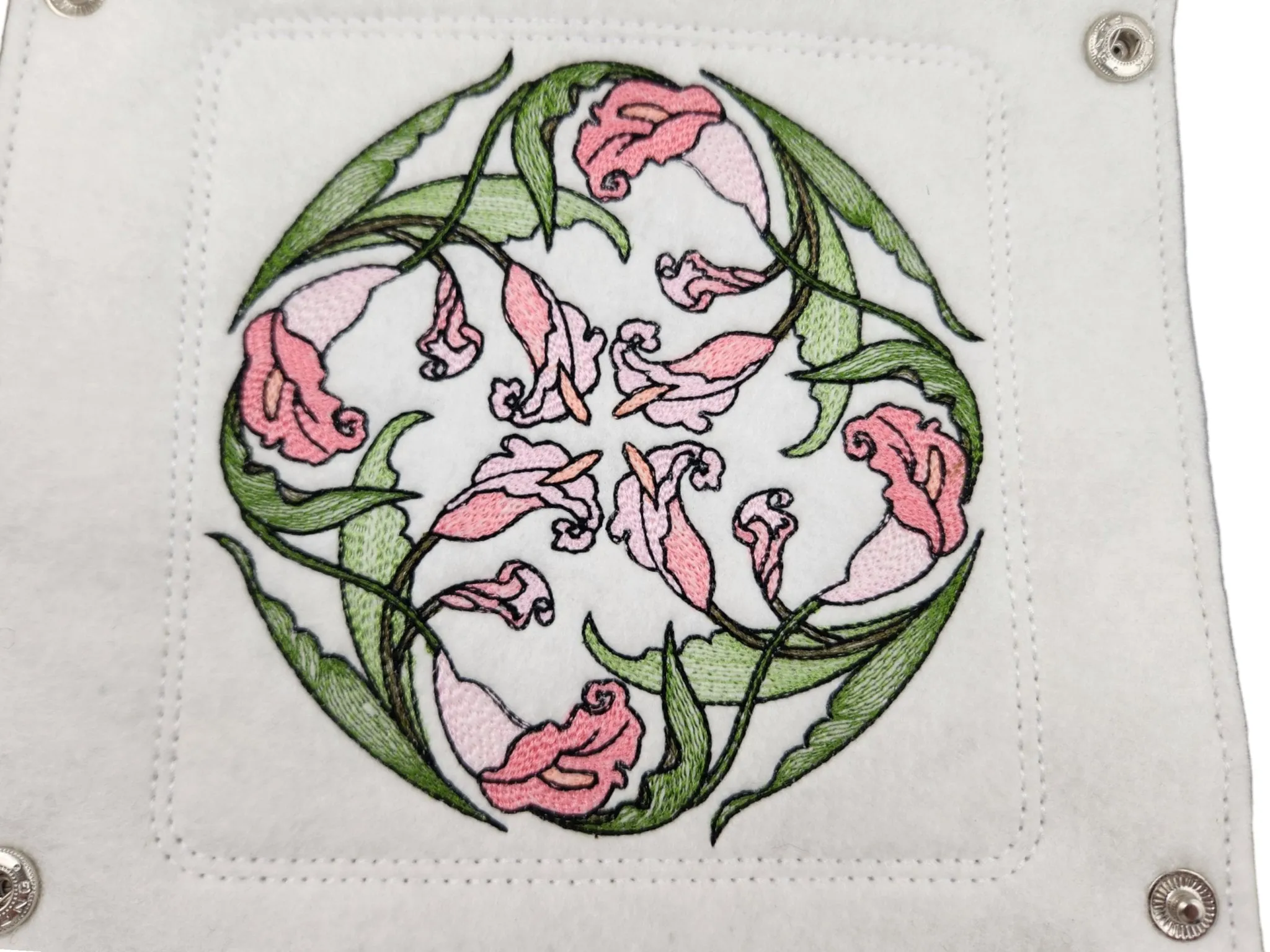 Circle of pink Calla Lilies dice tray
