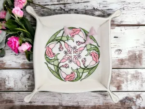 Circle of pink Calla Lilies dice tray