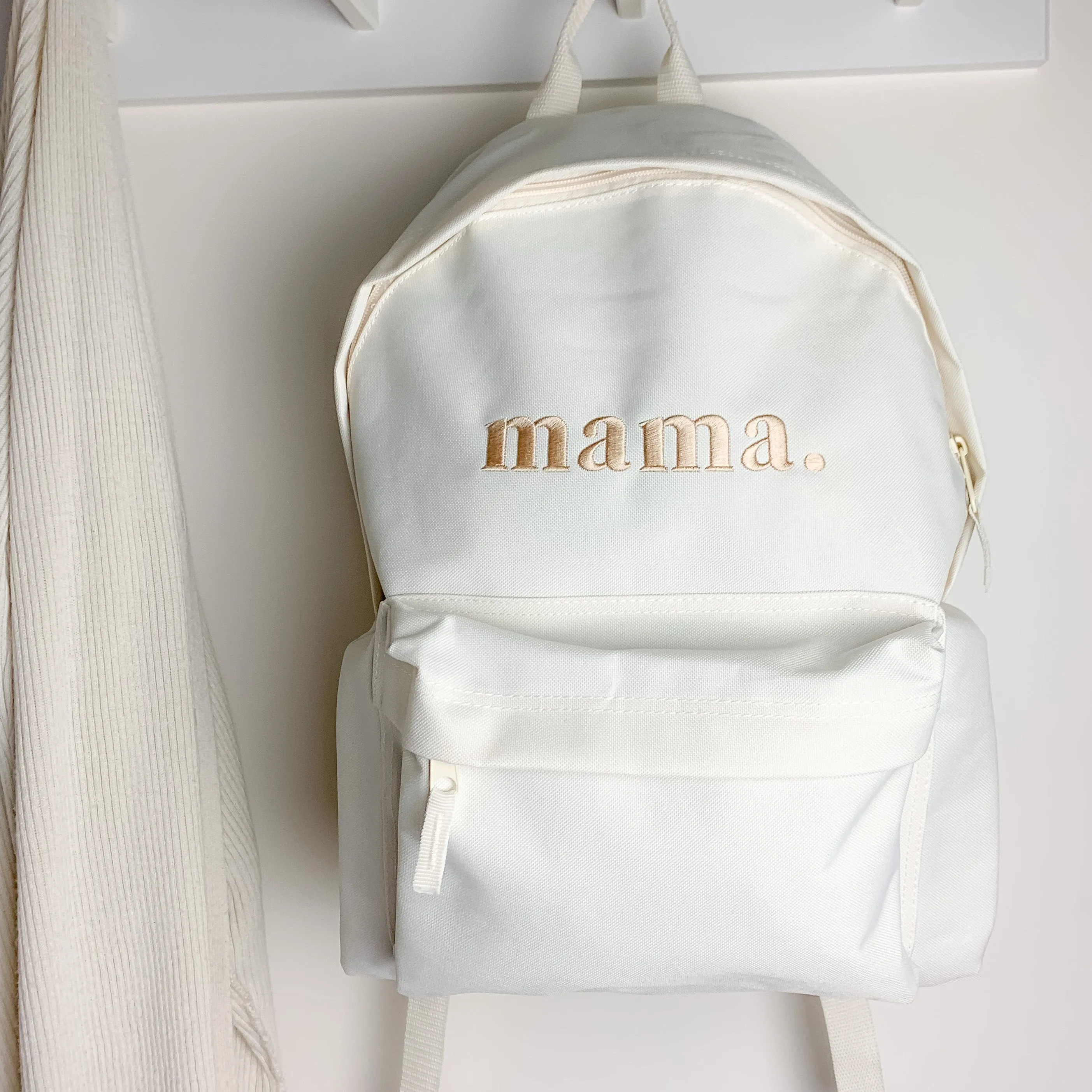 Classic Mama backpack - embroidered