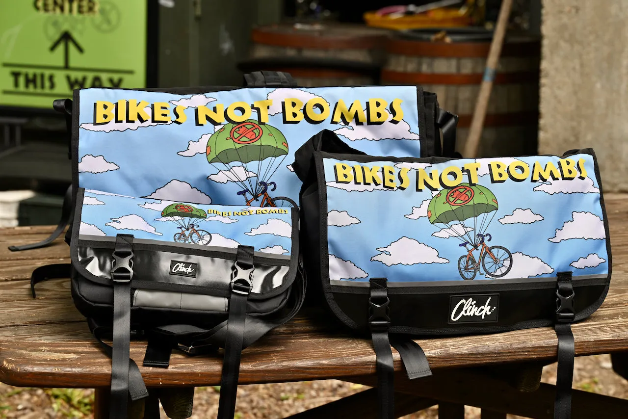 Clinch Messenger Bag Medium - BNB