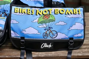 Clinch Messenger Bag Medium - BNB