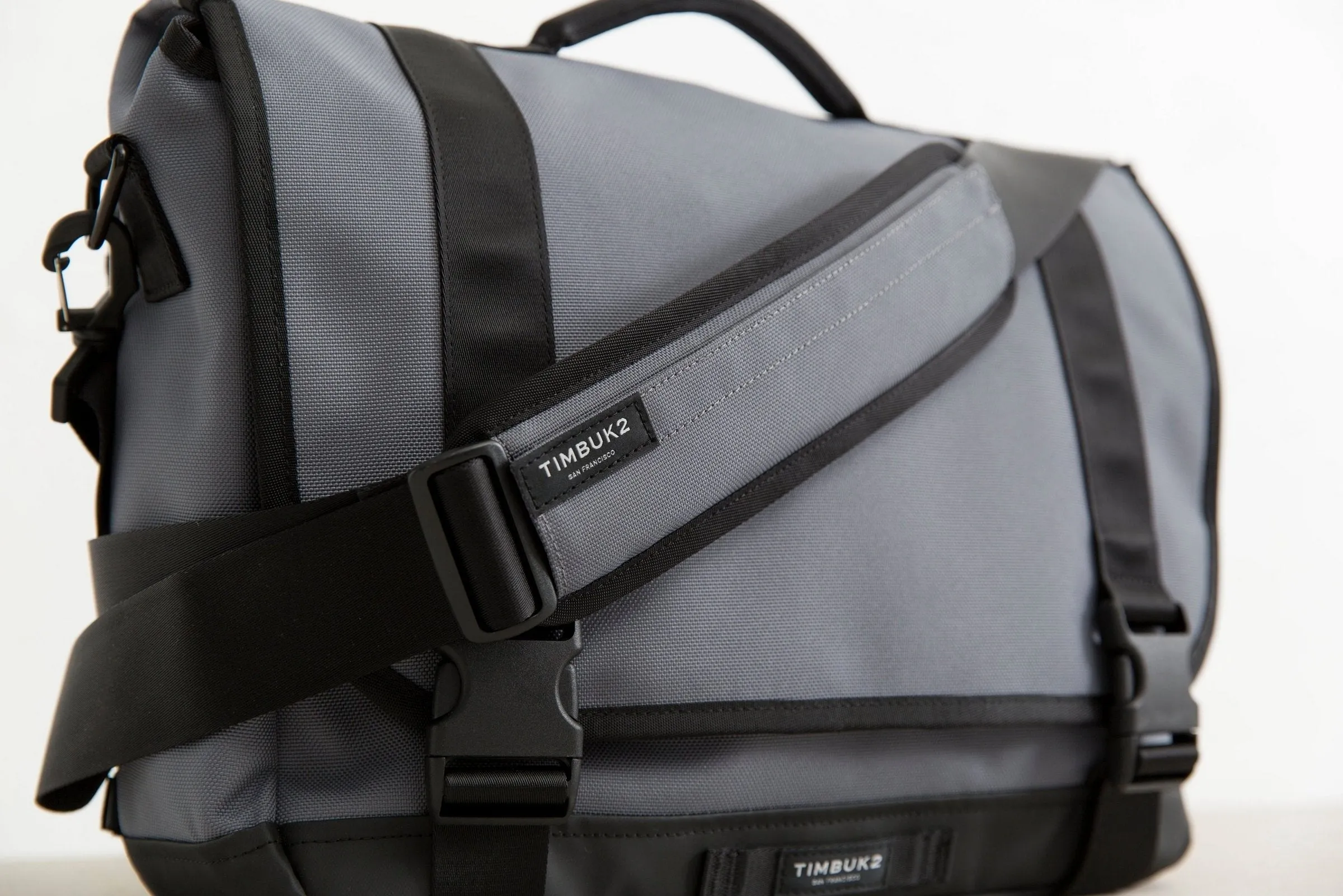 Commute Messenger Bag 2.0