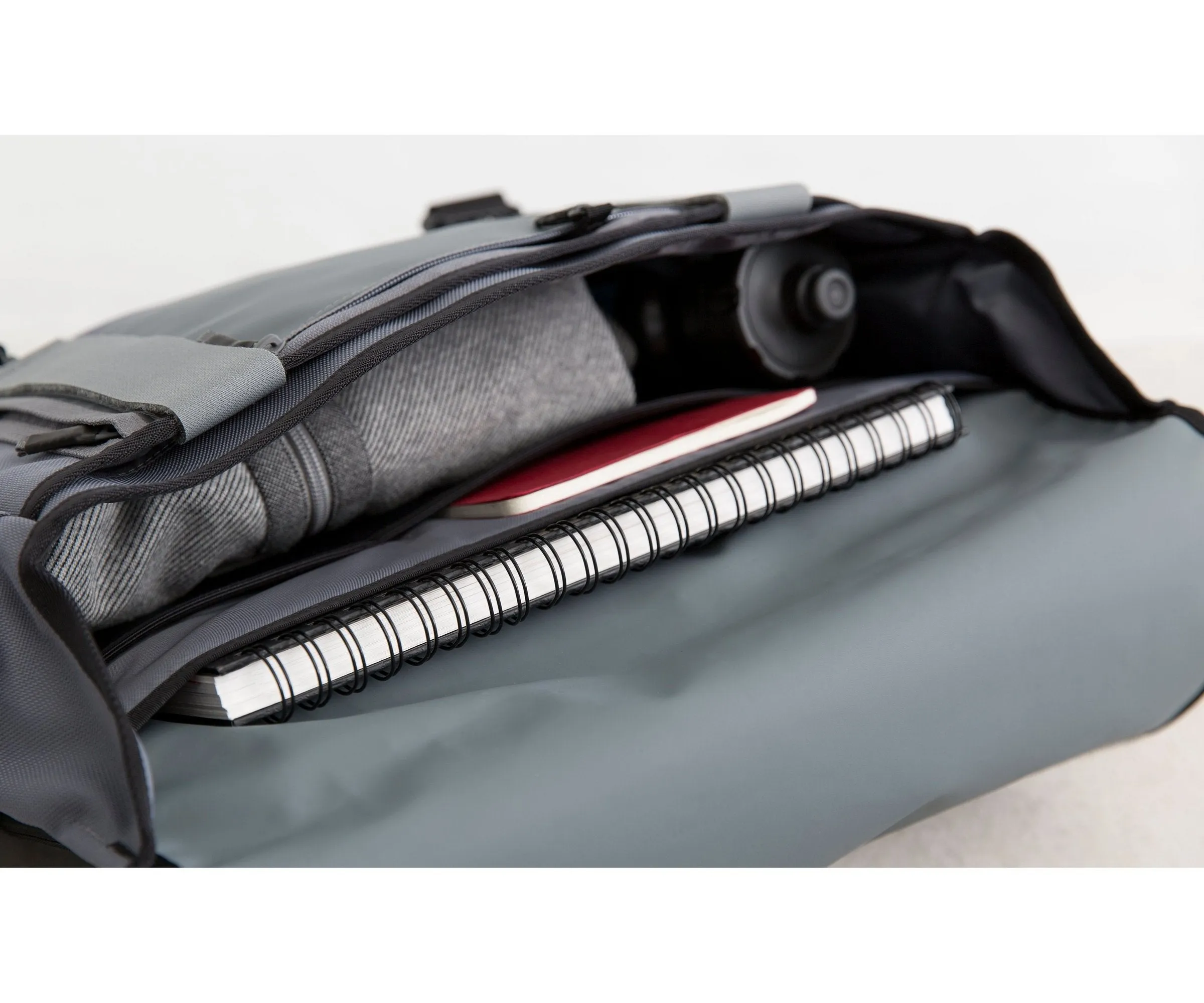 Commute Messenger Bag 2.0