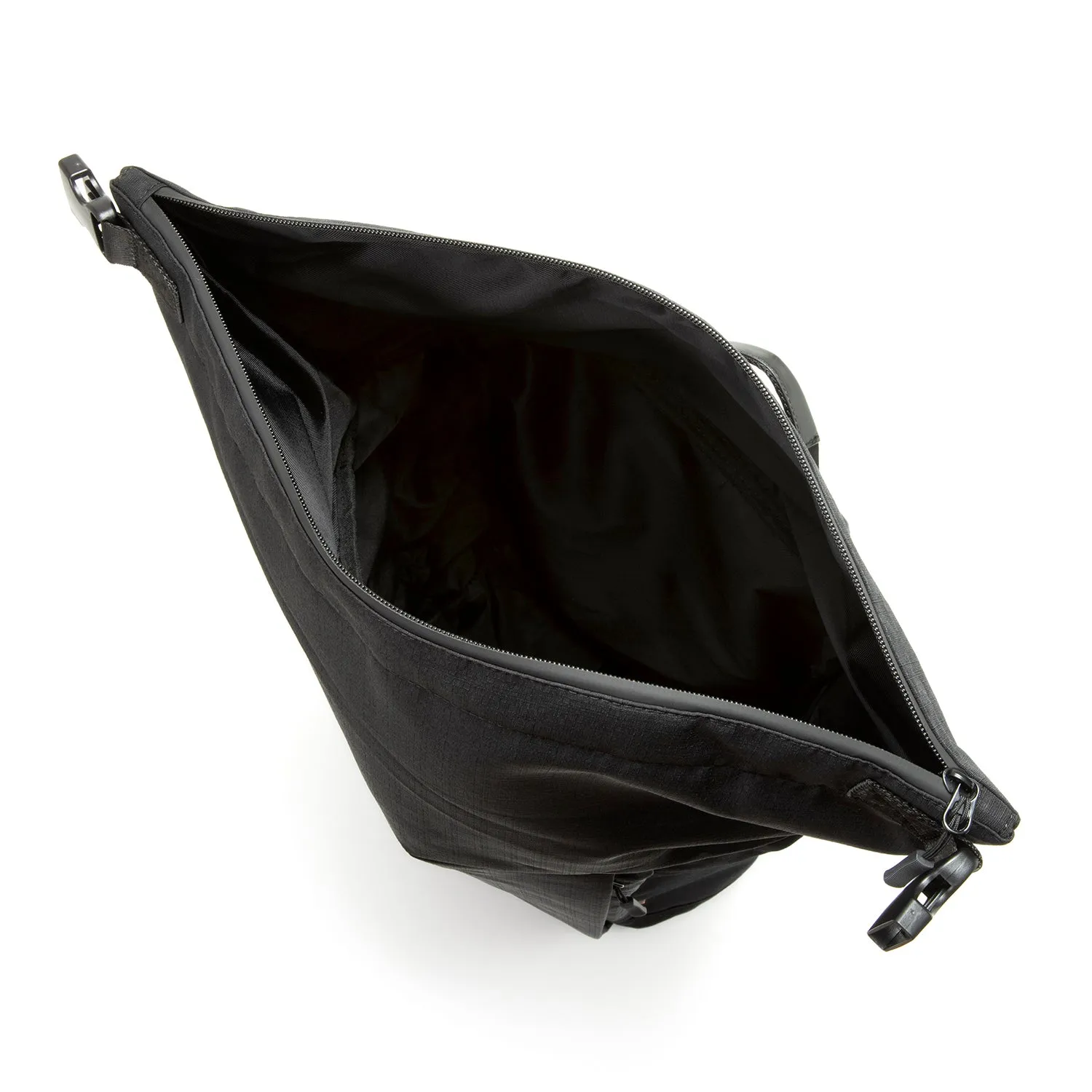 CRONY. | クルニー　× GRECO Roll Backpack