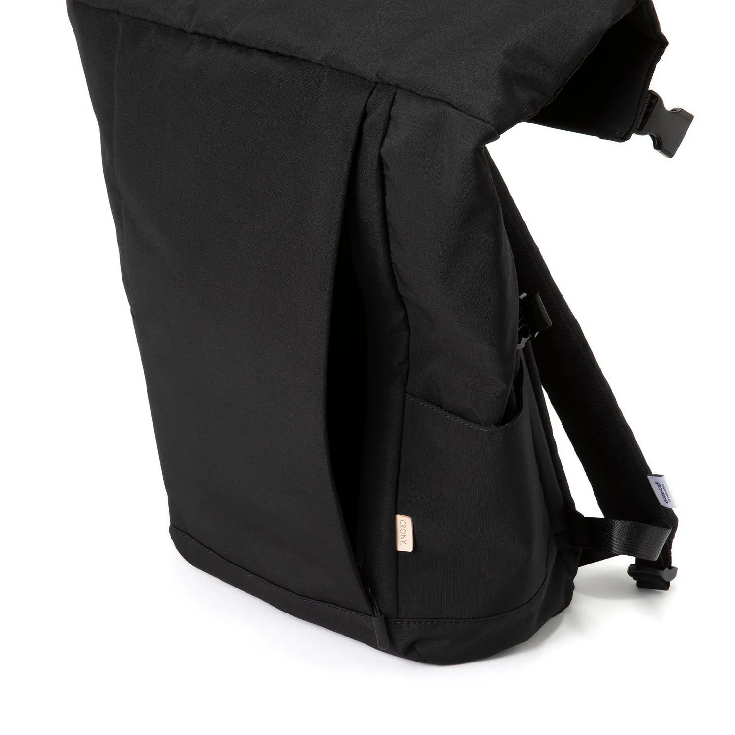 CRONY. | クルニー　× GRECO Roll Backpack