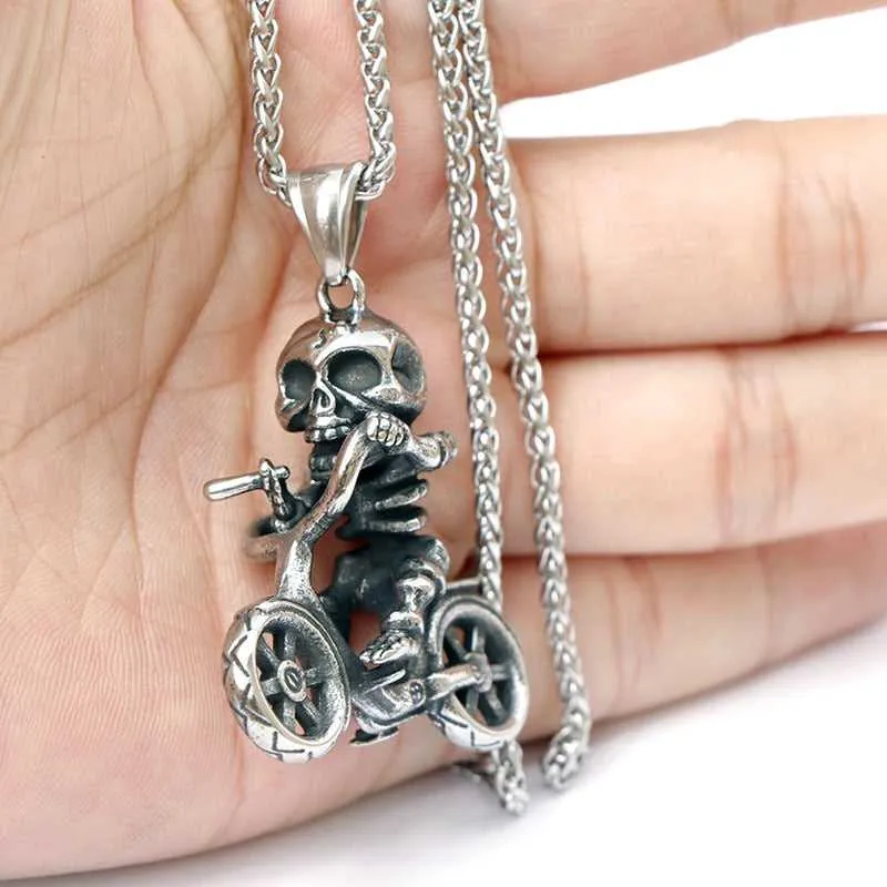 Cycolinks Bicycle Skull Necklace