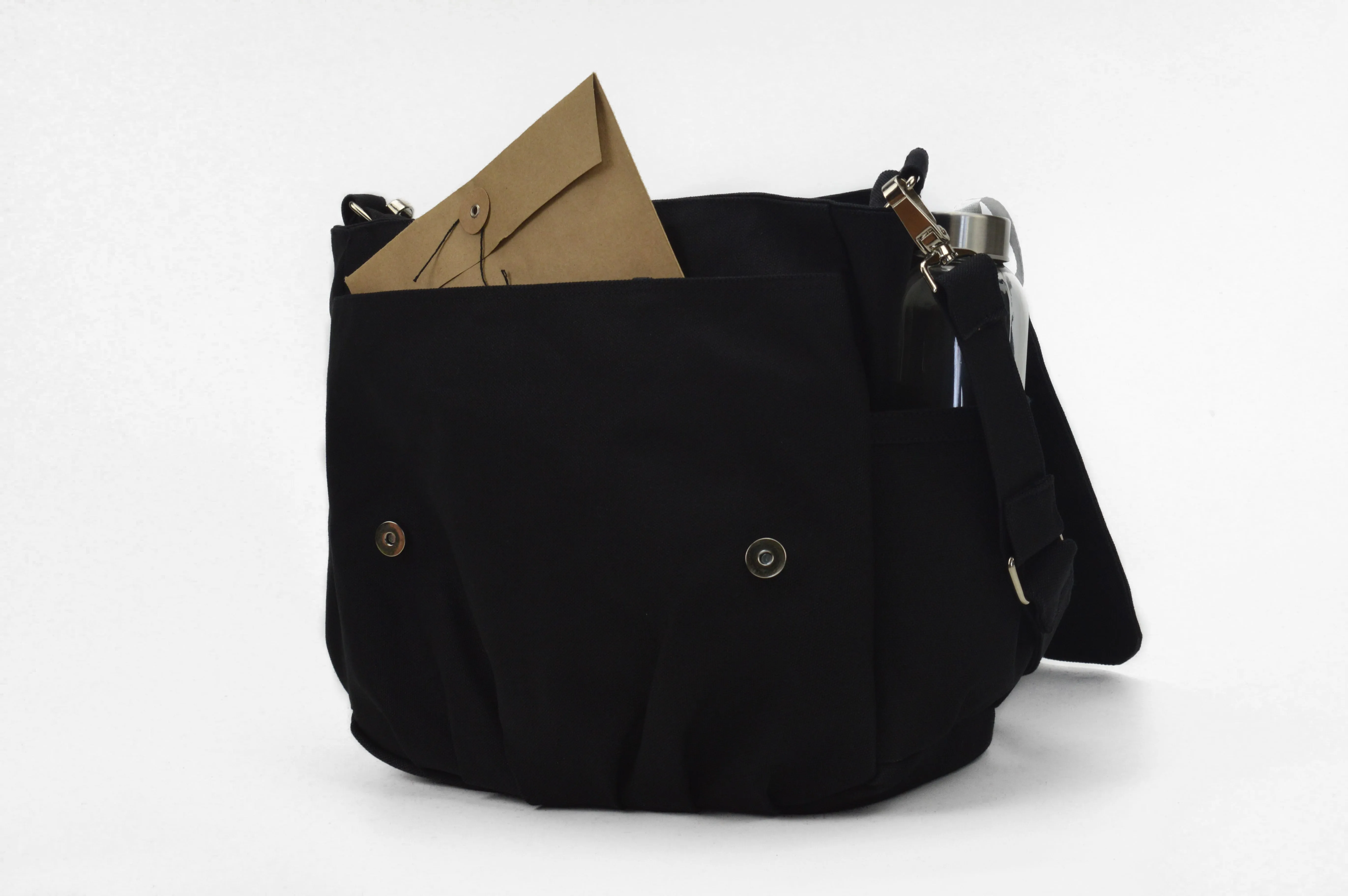 Daniel 18 Black | Messenger Bag