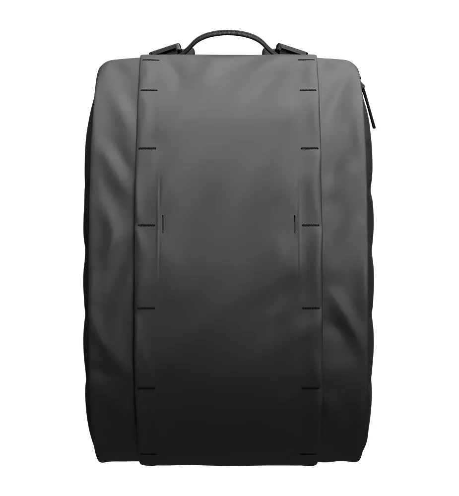 Db Hugger Base Backpack 15L Black Out