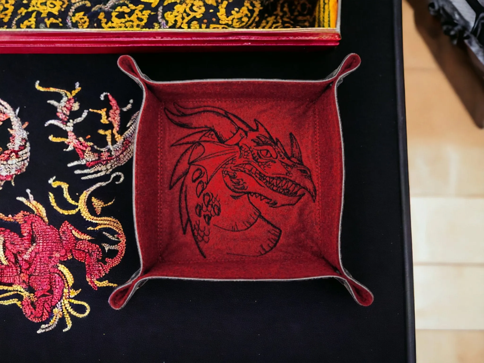 Dragon Head dice tray