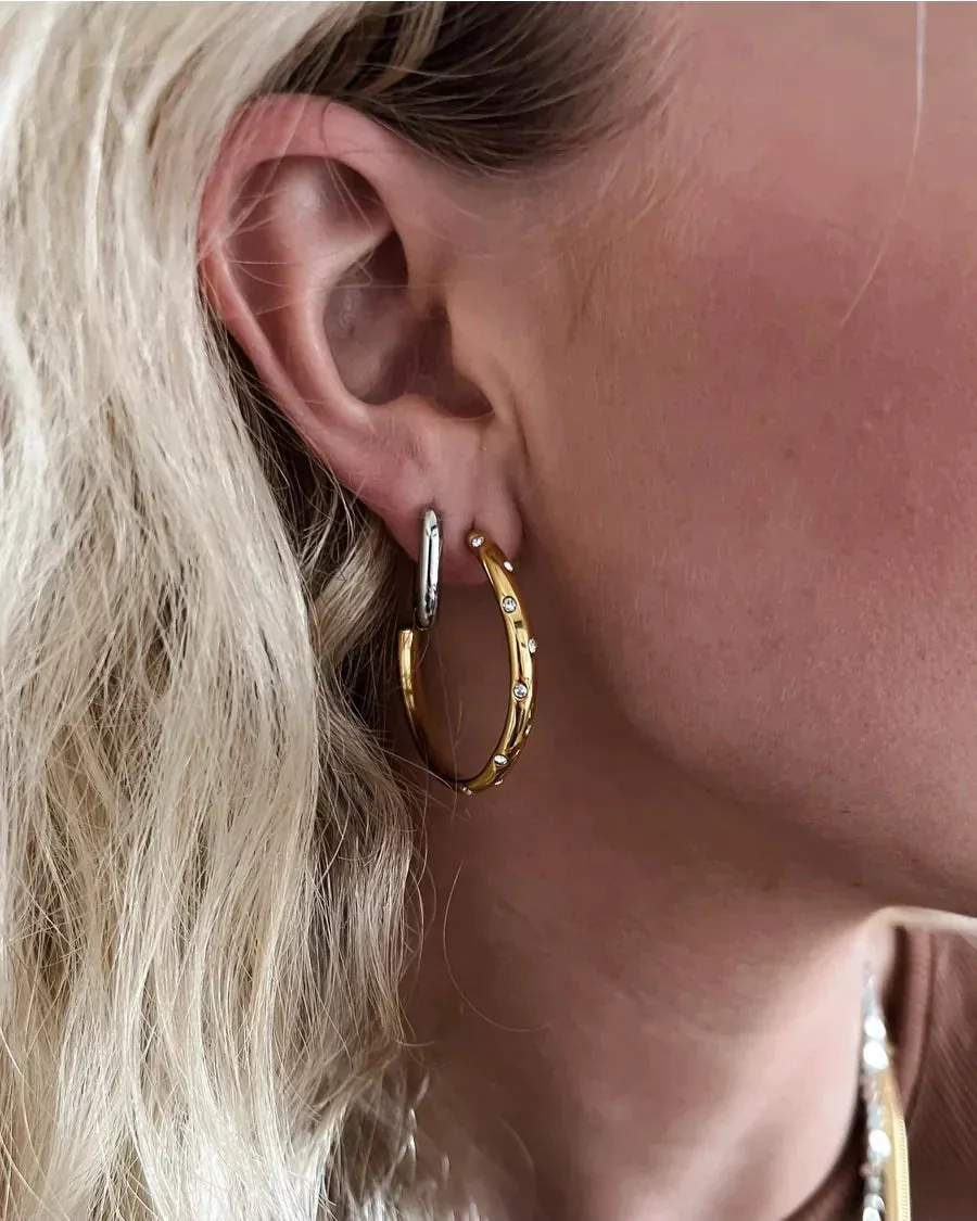 Elisa Everyday Hoop Earring - Silver