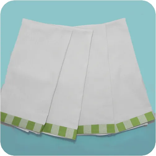 Gingham Trimmed Guest Towel