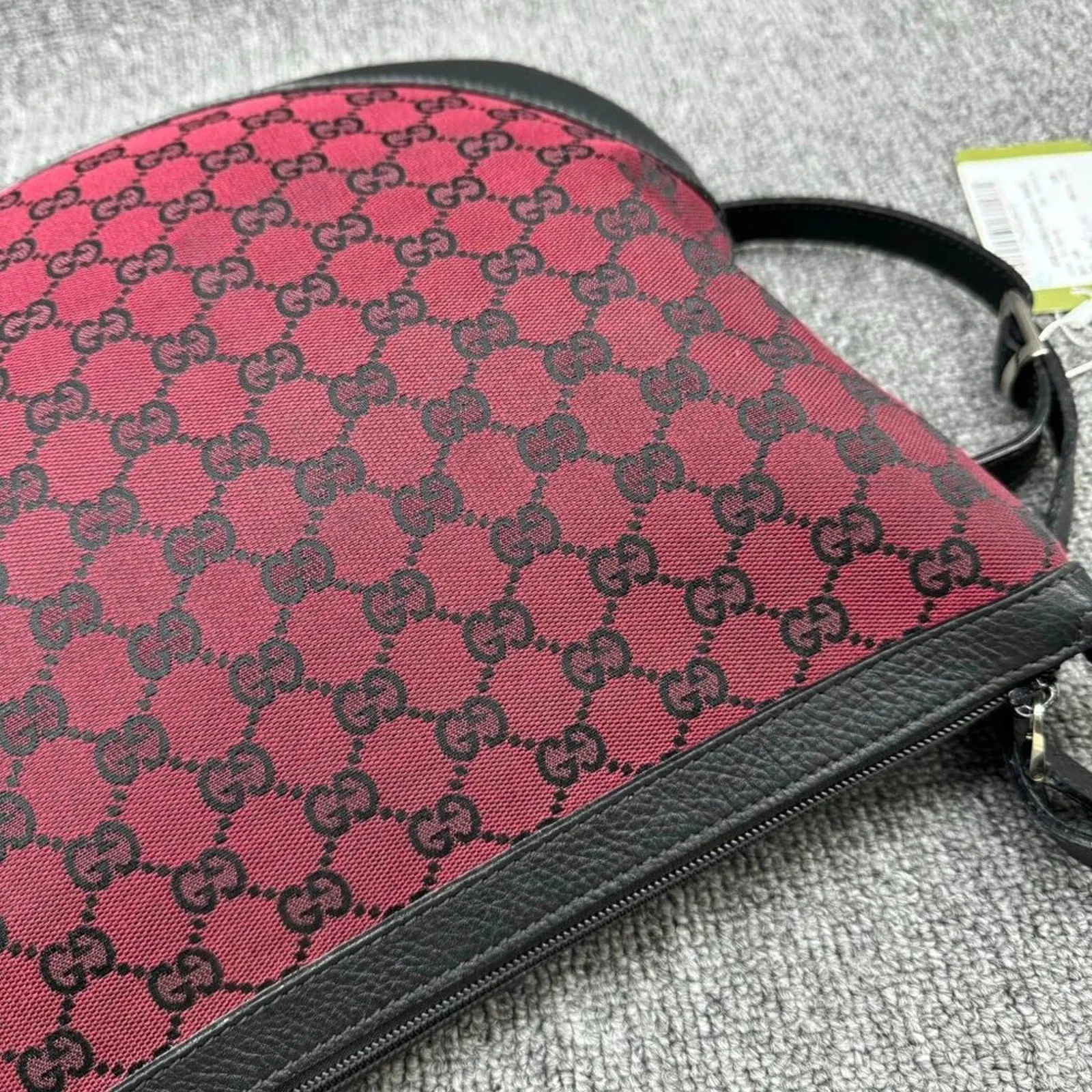 Gucci GG Canvas Messenger Bag