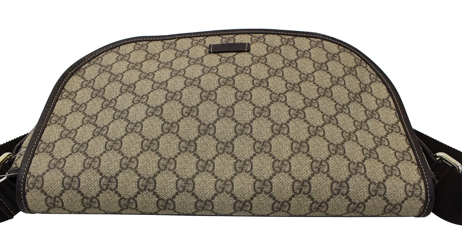 GUCCI GG Supreme Canvas Medium Messenger Bag