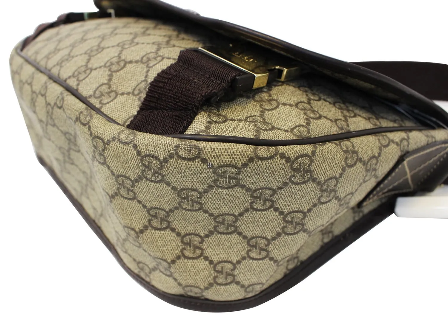 GUCCI GG Supreme Canvas Medium Messenger Bag