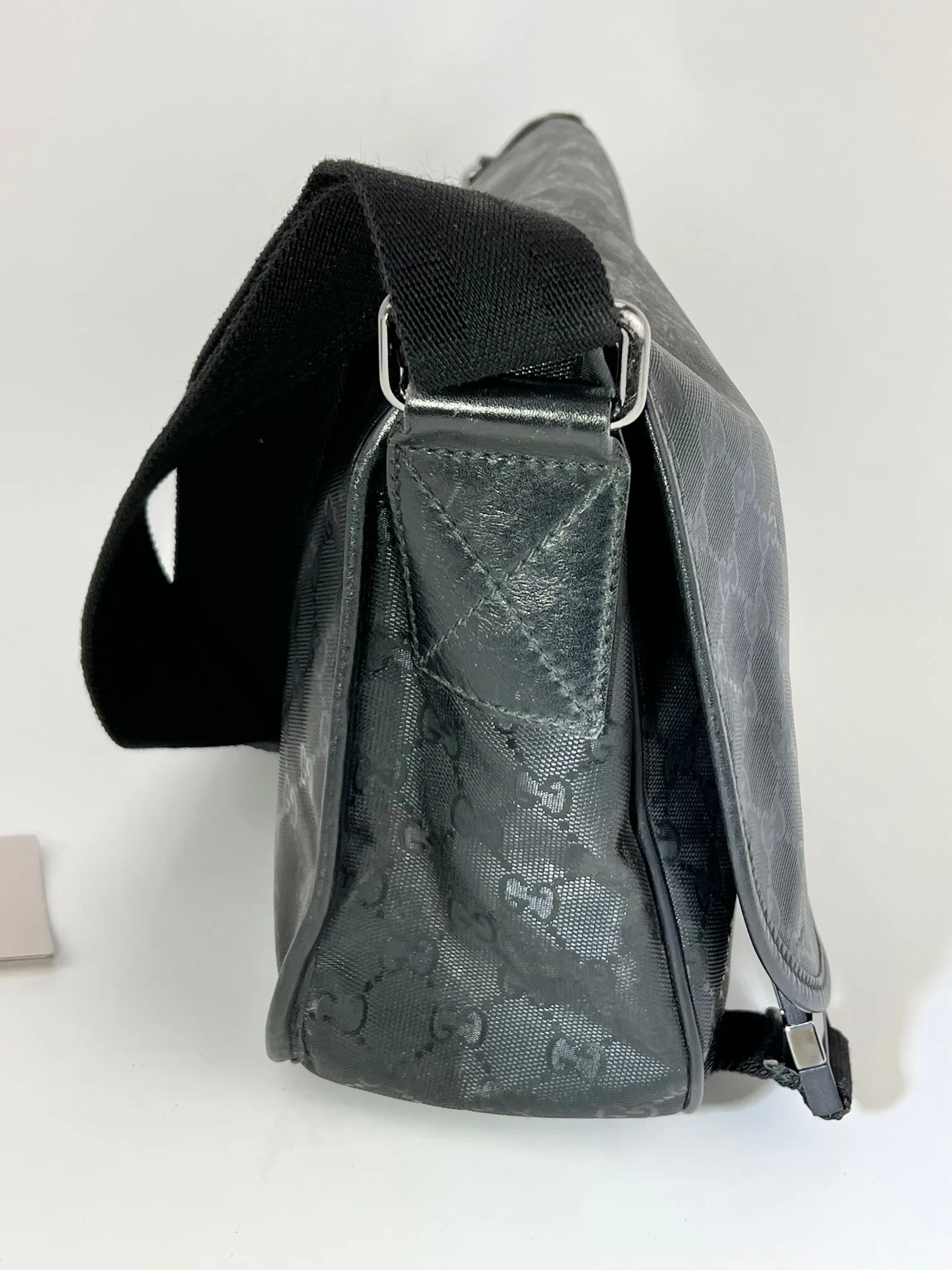 Gucci Men's Messenger GG Supreme Canvas Double Buckle Flap Crossbody Men's Bag Preowned