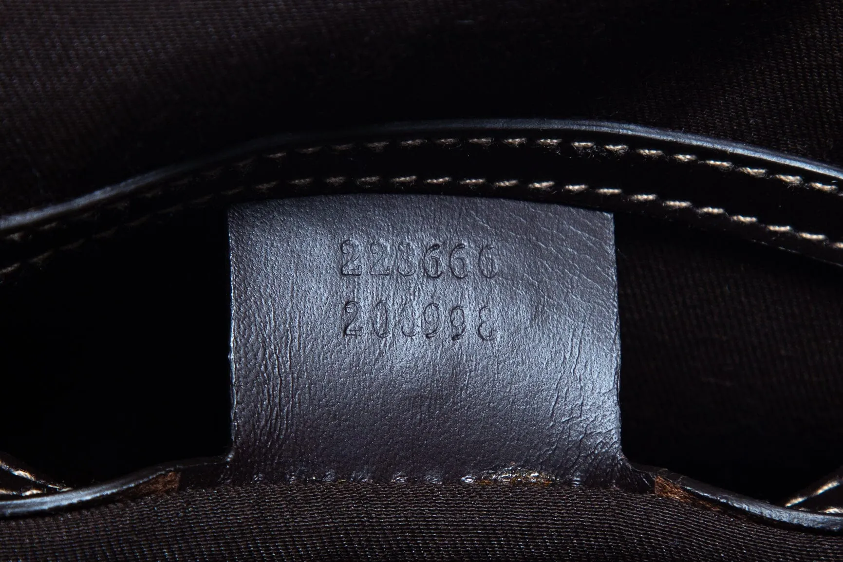 Gucci Monogram Canvas GG Supreme Messenger Bag