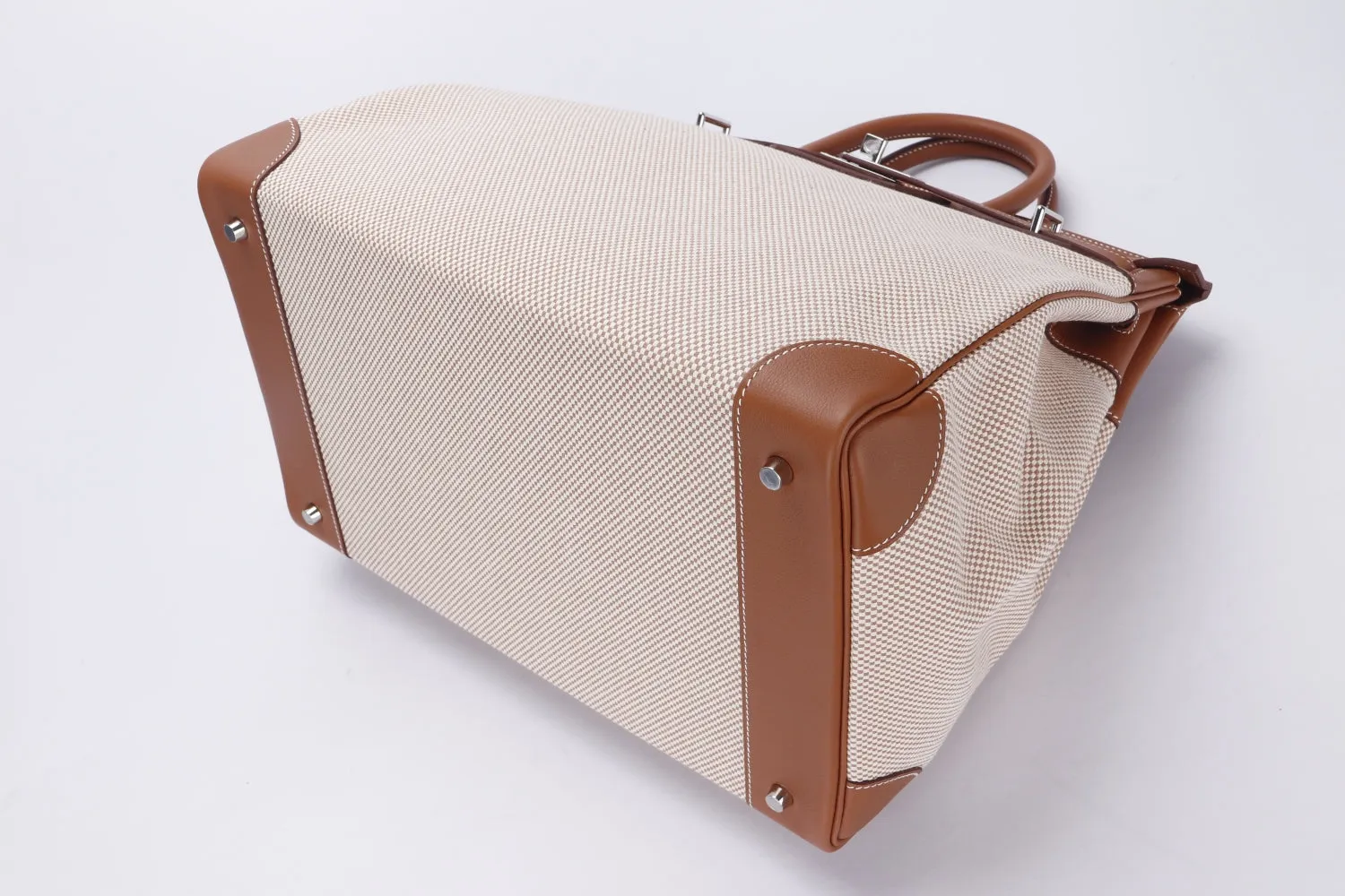 Hermes HAC 40 (Stamp Z), Criss Gold Evercolor Leather with Beige Toile, Silver Hardware, with Keys, Lock, Dust Cover & Box
