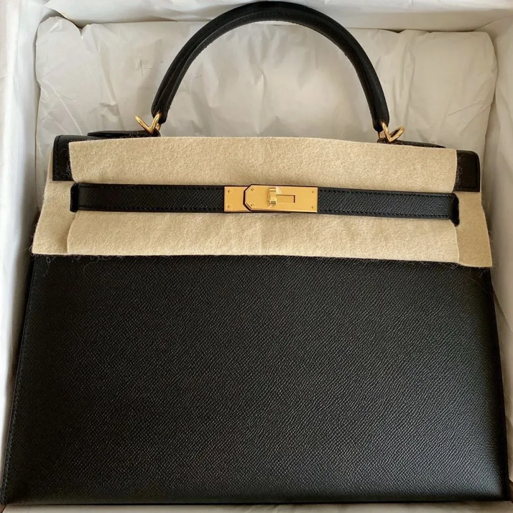 Hermès Kelly 32 Noir (Black) Sellier Epsom Gold Hardware GHW