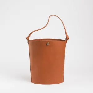Hilma in Terracotta Vachetta