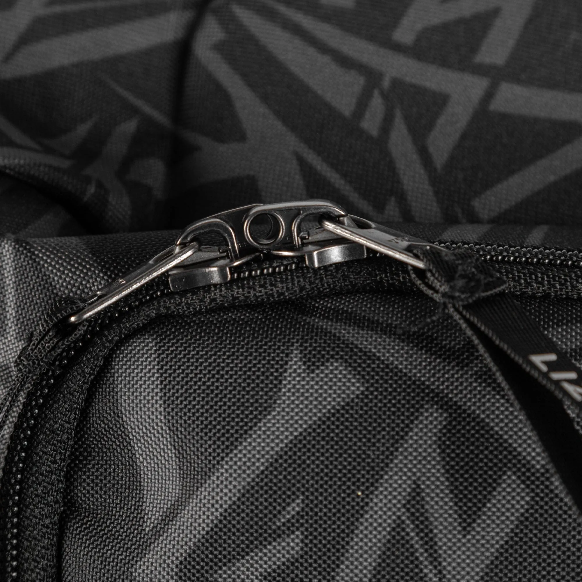 Huron - Mens 97L Trolley Bag